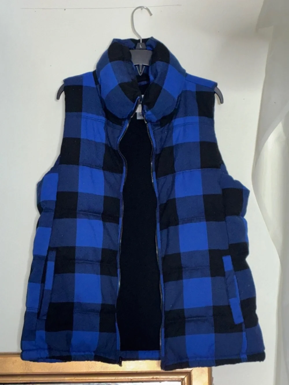 Old Navy Boys Blue Buffalo Plaid Puffer Vest M